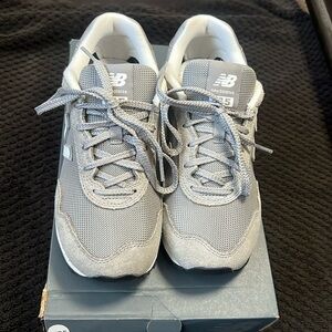 New Balance women’s sneakers